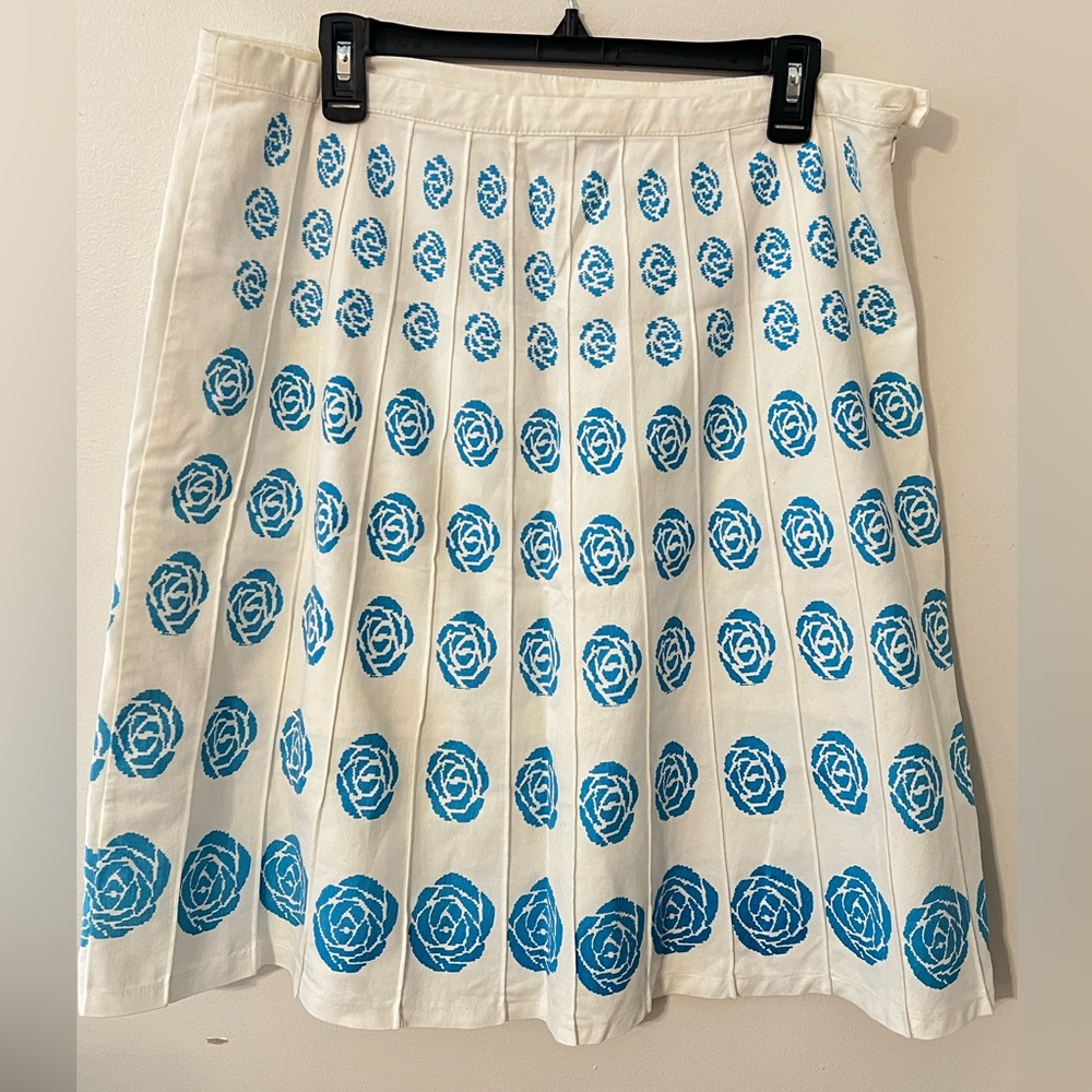 Vintage White Pleated Skirt with Blue Floral Print